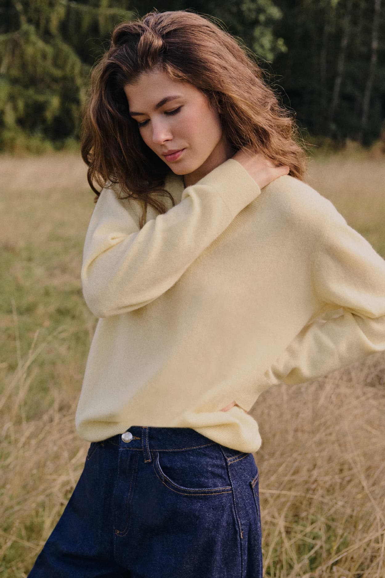 Sweter z dekoltem w serek, 100% kaszmir