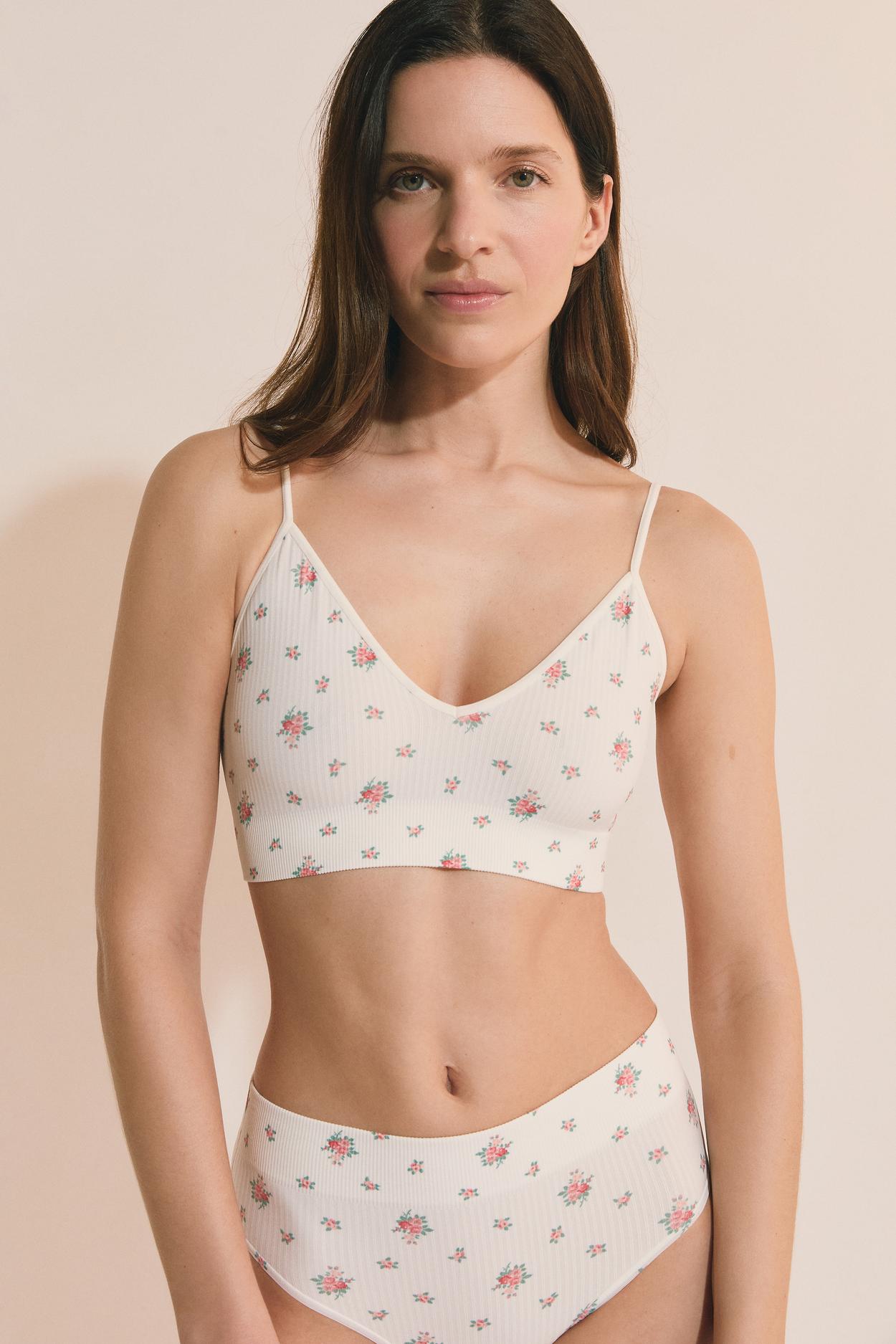 Biustonosz typu bralette z dekoltem w serek