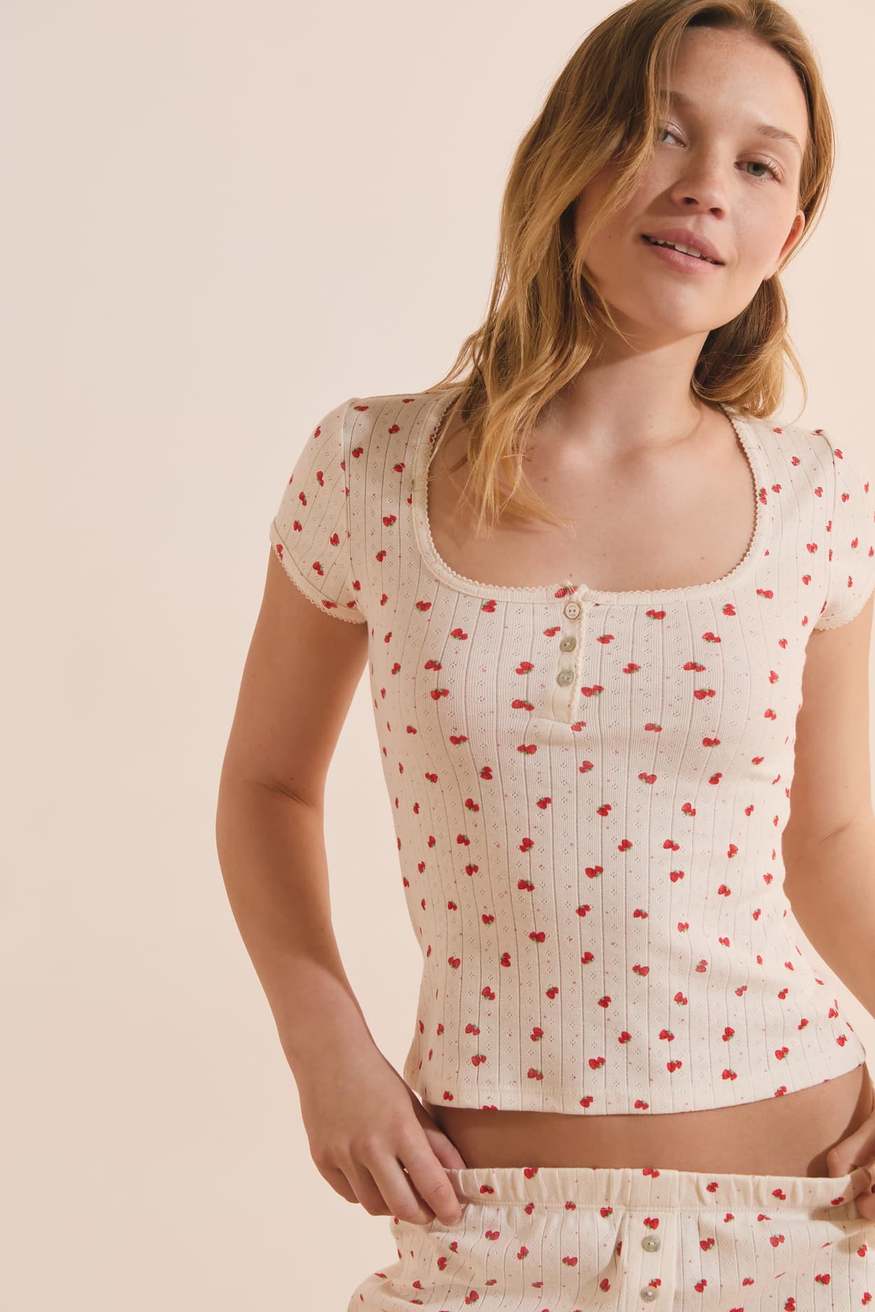 T-shirt z krótkim rękawem i wzorzystą bawełną pointelle